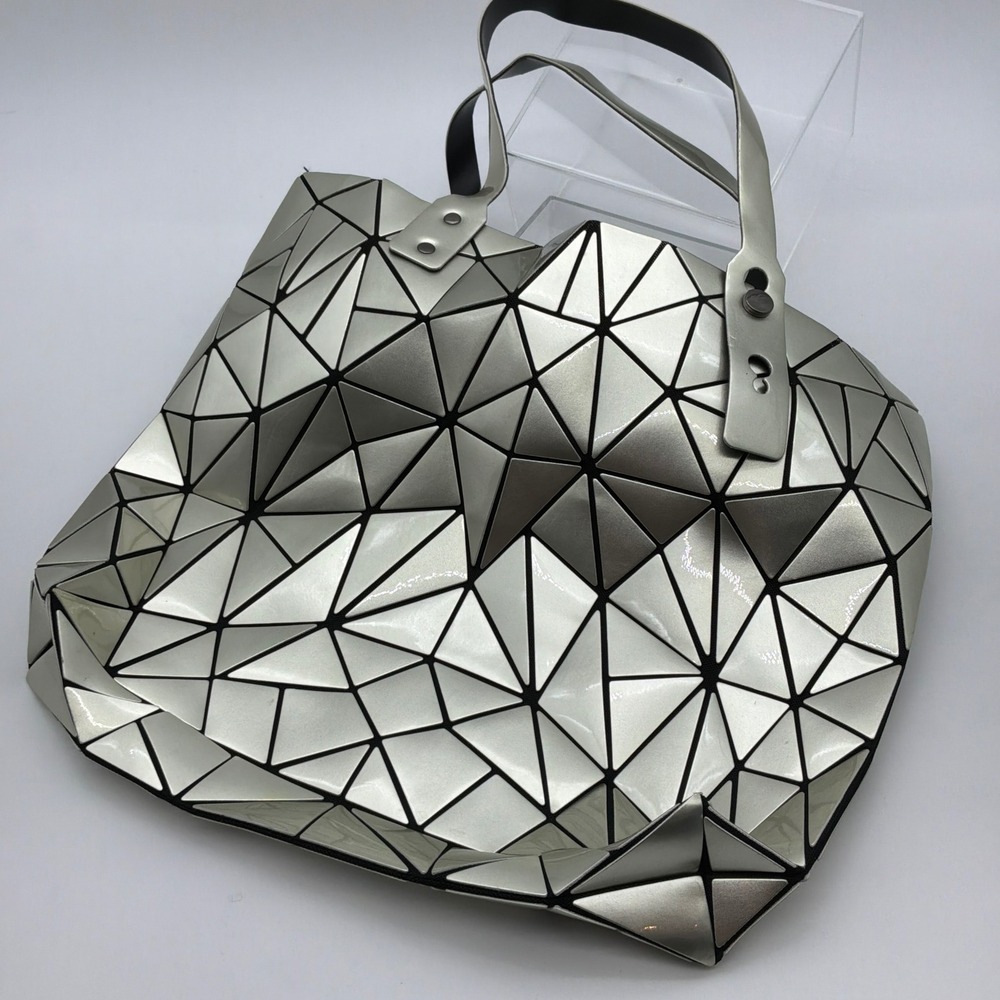 Geometric Foldable Tote Bag Silver Metallic IN A BAO BAO ISSEY MIYAKE STYLE